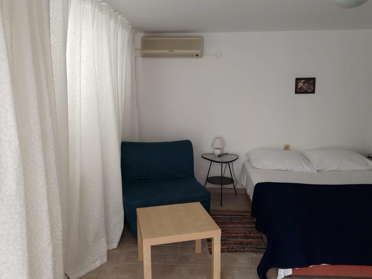 Apartments Marzic Pag Town Exterior foto